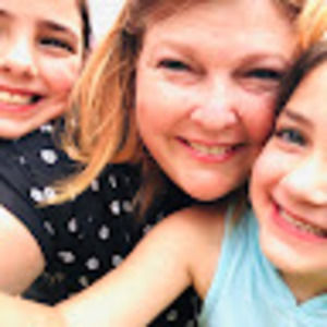 Meet your Posher, Joy